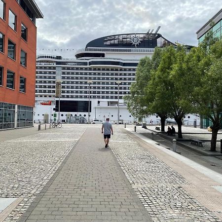 Liverpool City Princes Dock Apartment Exteriör bild